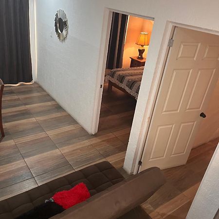 Departamentos 1 Min Plaza Las Americas 莫雷利亚 外观 照片